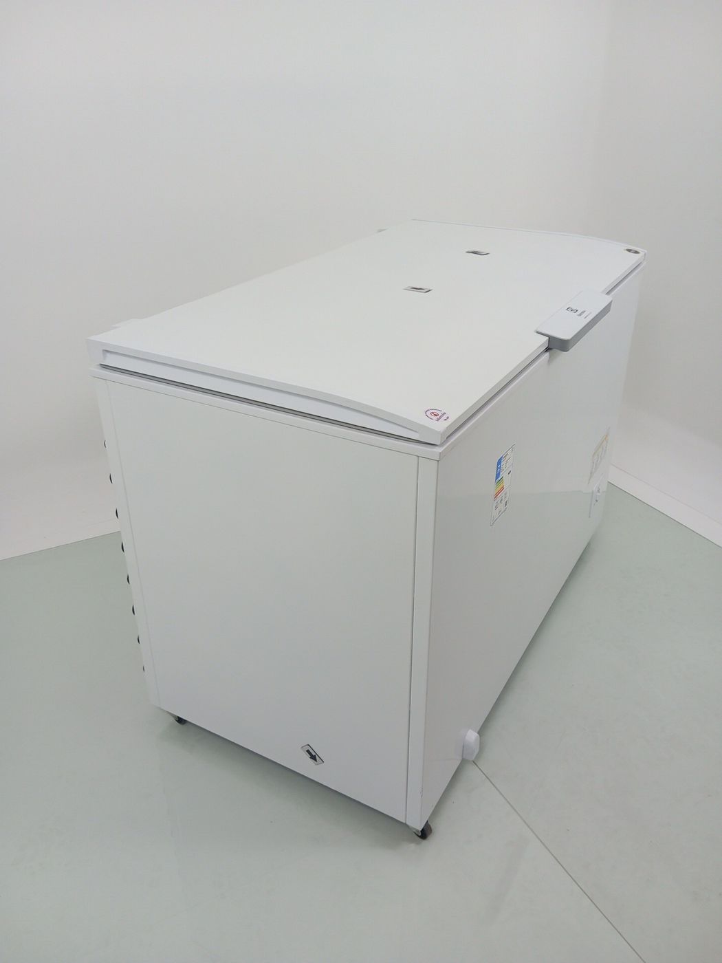 FREEZER ELECTROLUX HORIZONTAL 400L CYCLE DEFR