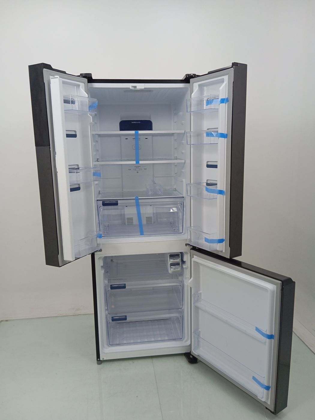 REFRIGERADOR ELECTROLUX FROST FREE INVERTER 4
