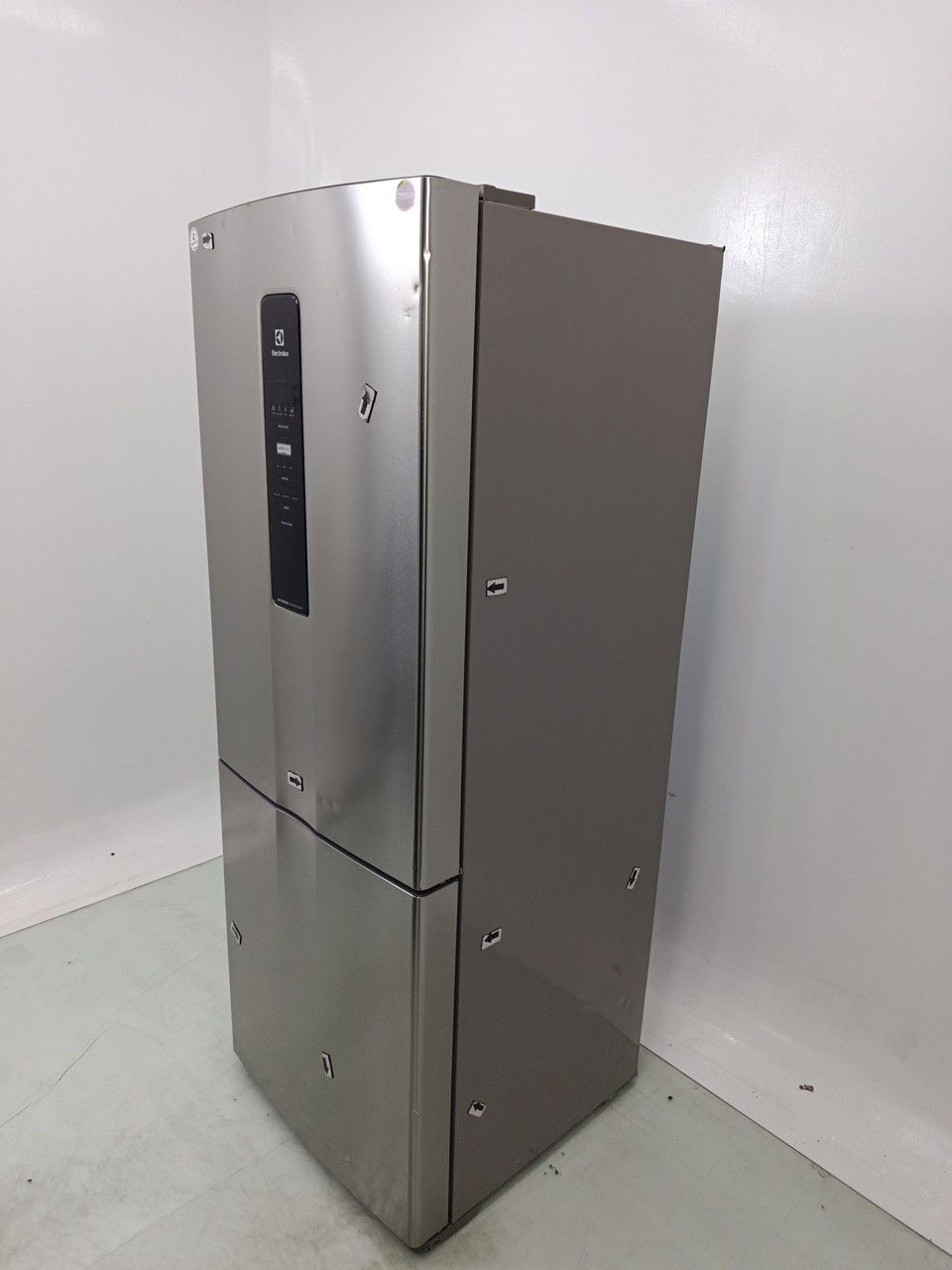 GELADEIRA ELECTROLUX IB55S FROST FREE INVERTE