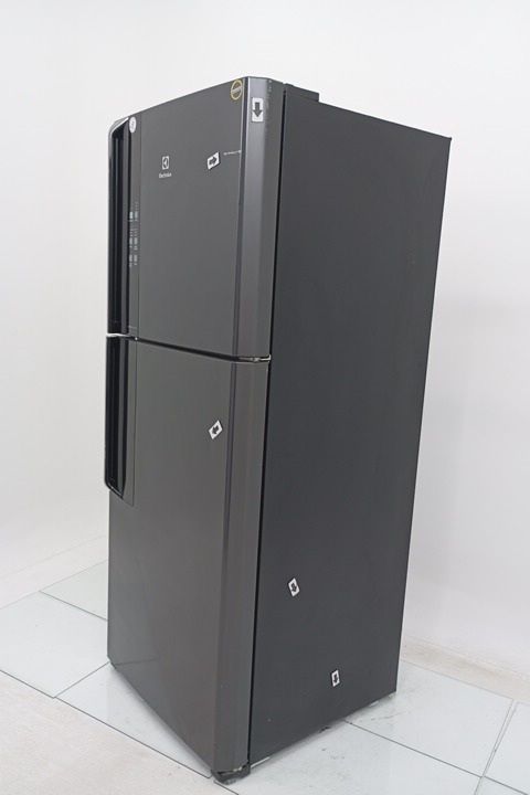 REFRIGERADOR ELECTROLUX IF55B DUAS PORTAS FRO