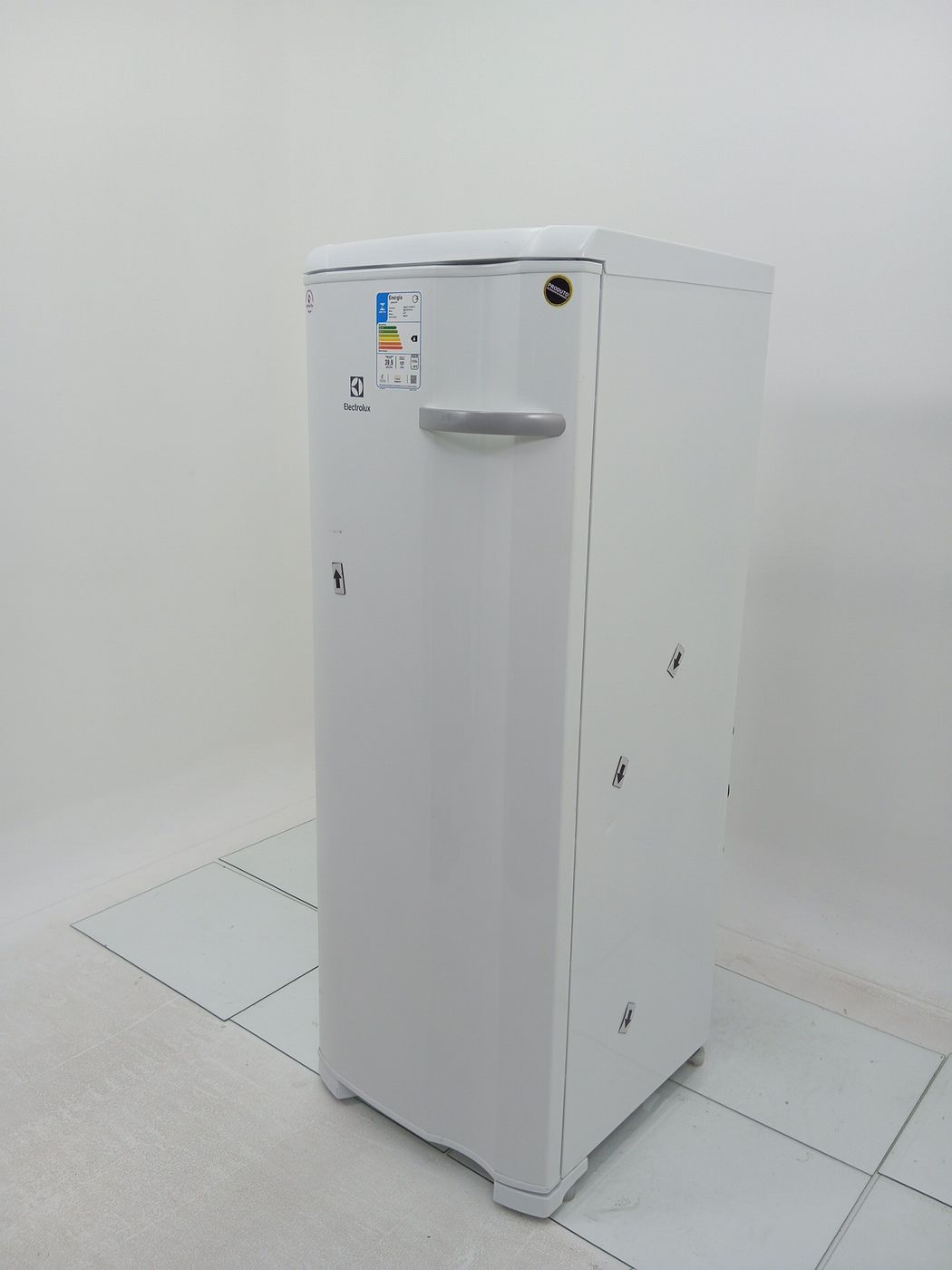 FREEZER ELECTROLUX FE23 VERTICAL CYCLE DEFROS
