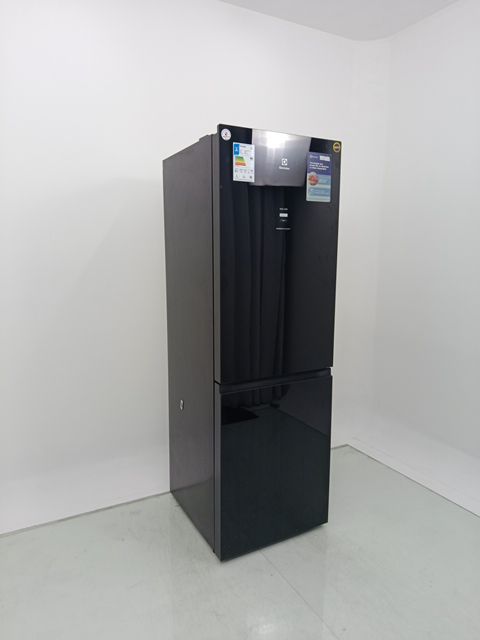 REFRIGERADOR ELECTROLUX IB42G - Refrigerador 