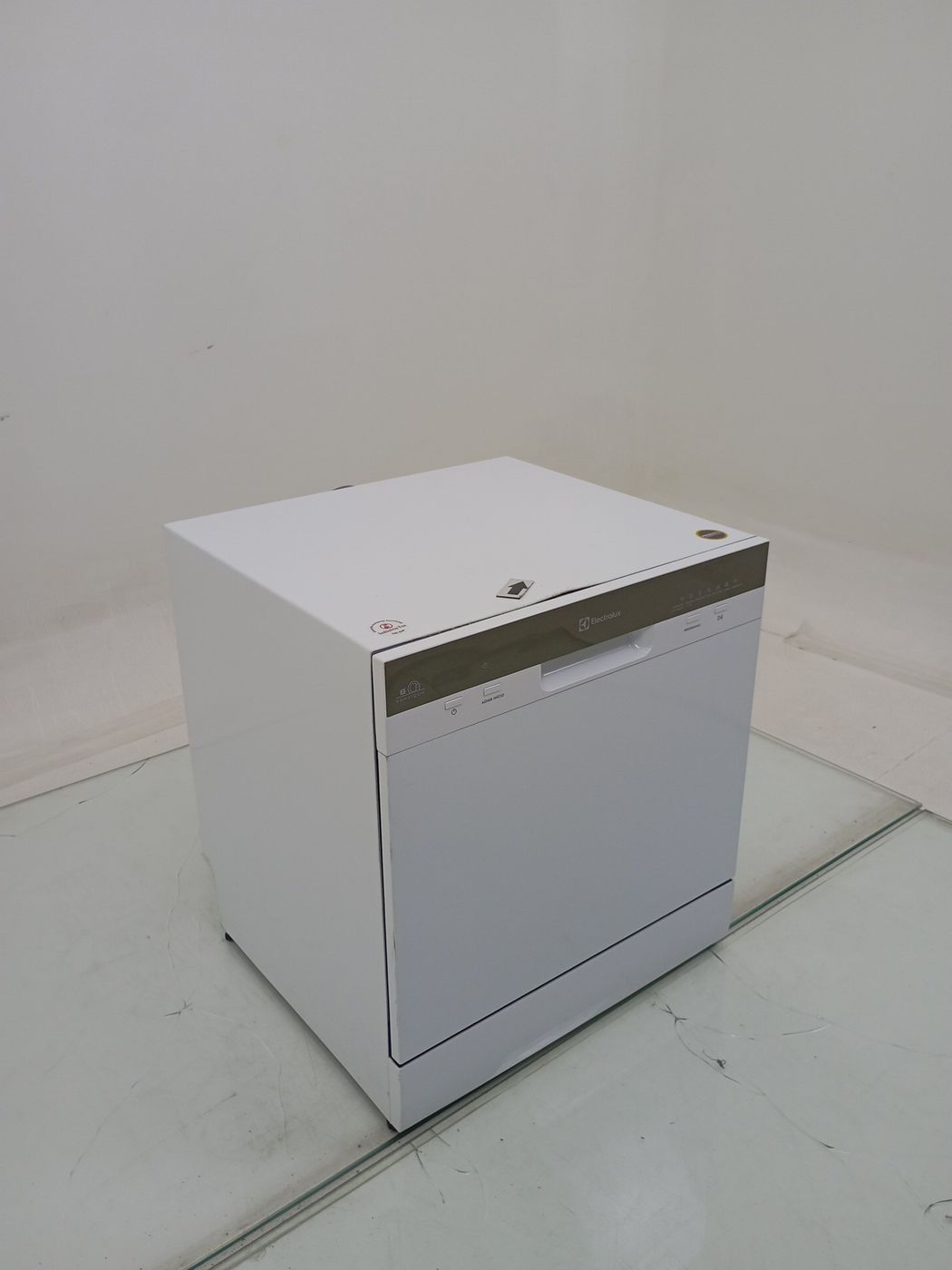 LAVA LOUCAS ELECTROLUX LL08B - Lava Louça Ele