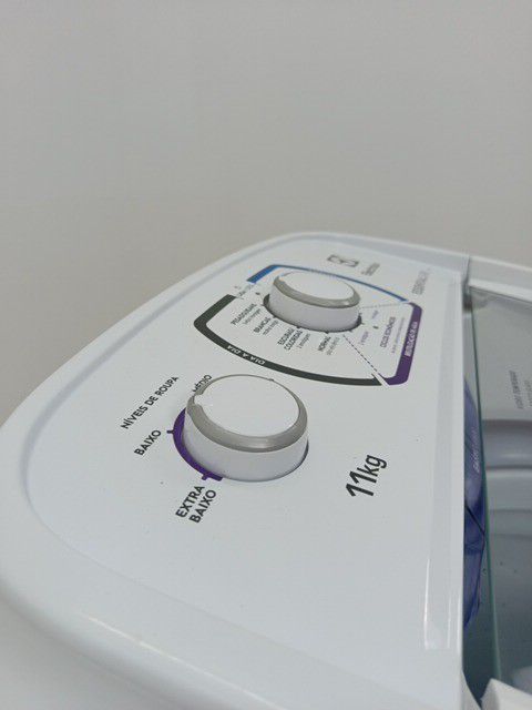 LAVADORA ELECTROLUX LES11 - Lavadora Electrol