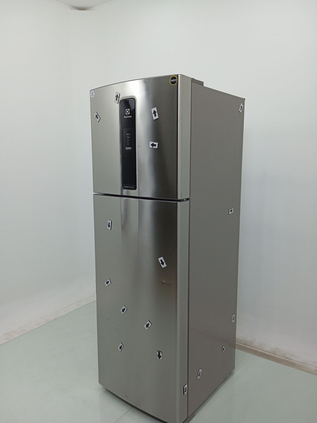 REFRIGERADOR ELECTROLUX IF43S FROST FREE INVE