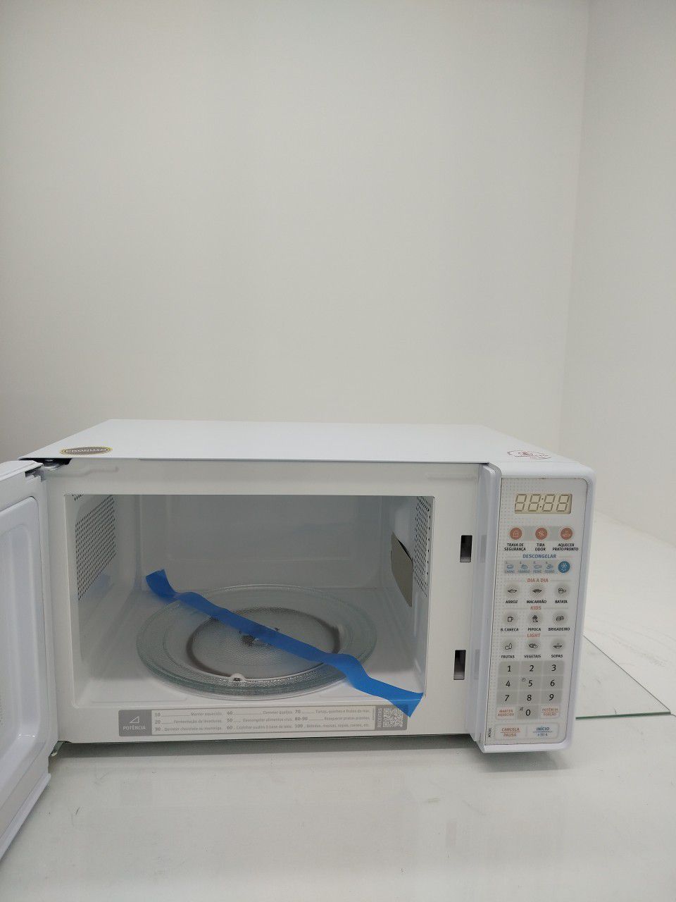 MICRO-ONDAS ELECTROLUX MTO30 MICRO-ONDAS MTO3