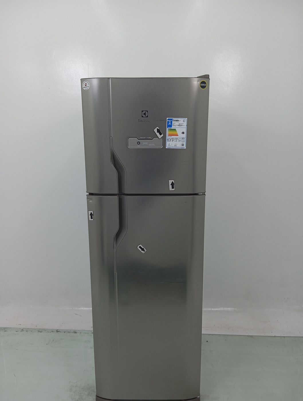 GELADEIRA ELECTROLUX DFX41 FROST FREE 371L DU
