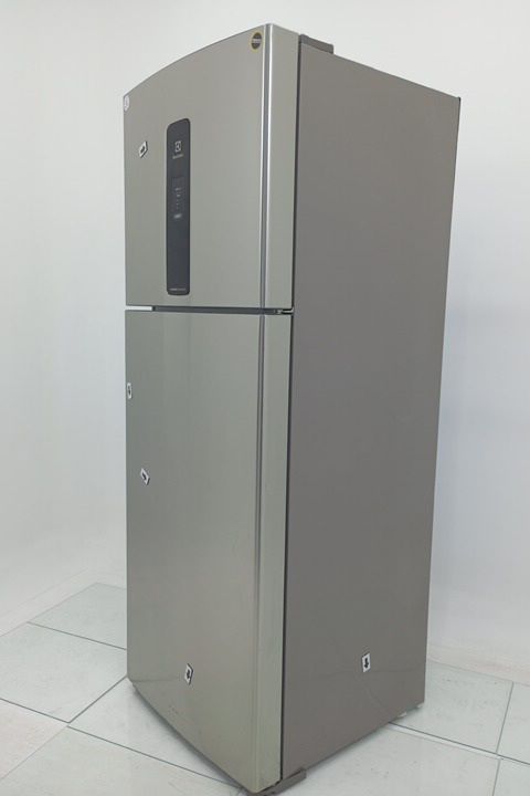 REFRIGERADOR ELECTROLUX IT70S FROST FREE INVE