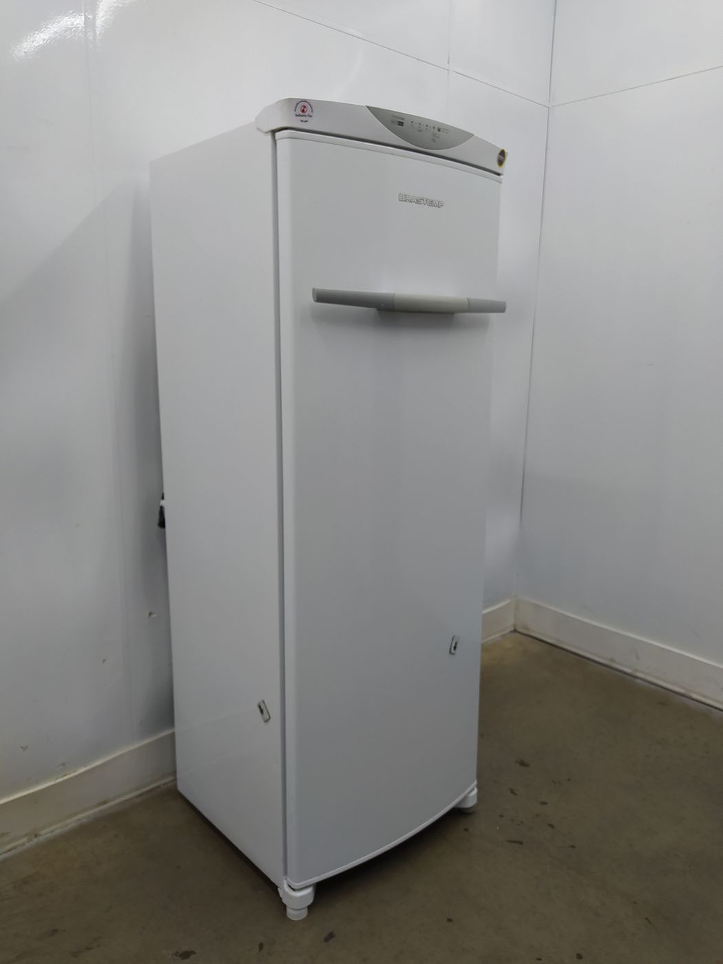 Freezer Brastemp 228l Vertical Flex Frost Free 1 Porta Branco TudoBônus