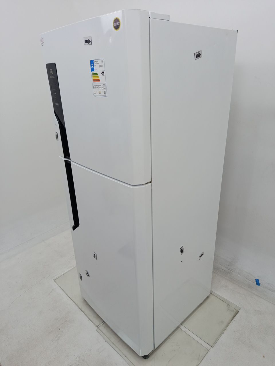REFRIGERADOR ELECTROLUX TF70 FROST FREE 431L 