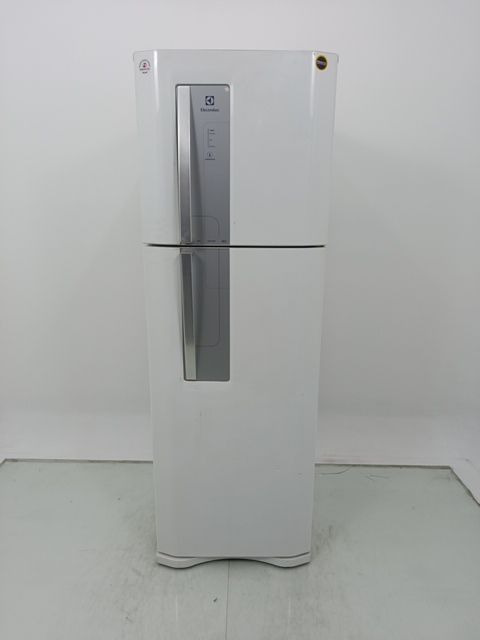 REFRIGERADOR ELECTROLUX DF42 - Refrigerador E