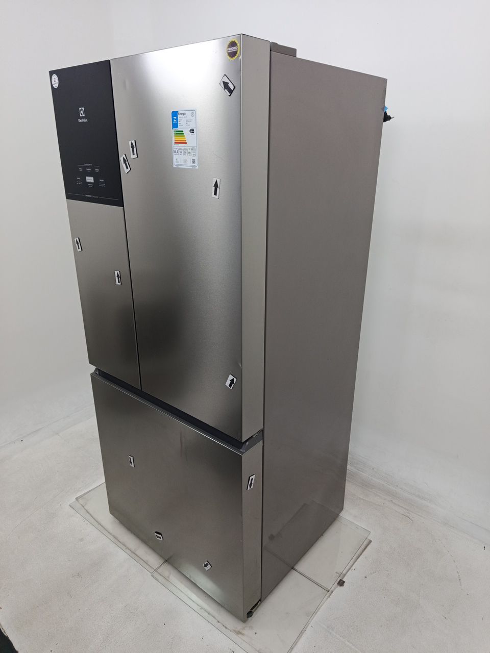 REFRIGERADOR ELECTROLUX IM8S FROST FREE INVER