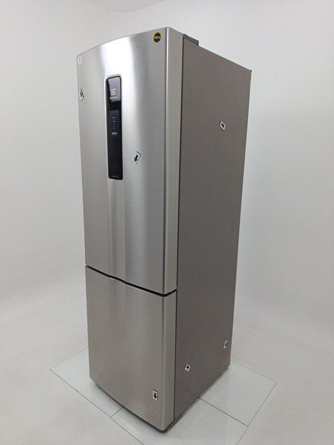 REFRIGERADOR ELECTROLUX DB44S - Refrigerador 