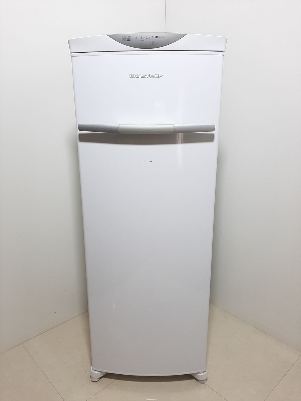 FREEZER BRASTEMP VERTICAL 1 PORTA 228L BR - B