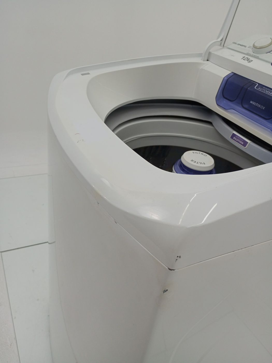LAVADORA ELECTROLUX TOP LOAD 12KG LAC12 TURBO