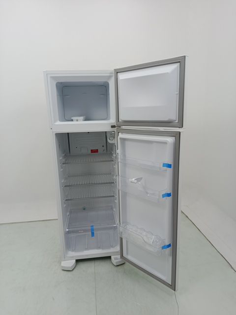 REFRIGERADOR ELECTROLUX DC35A CYCLE DEFROST 2