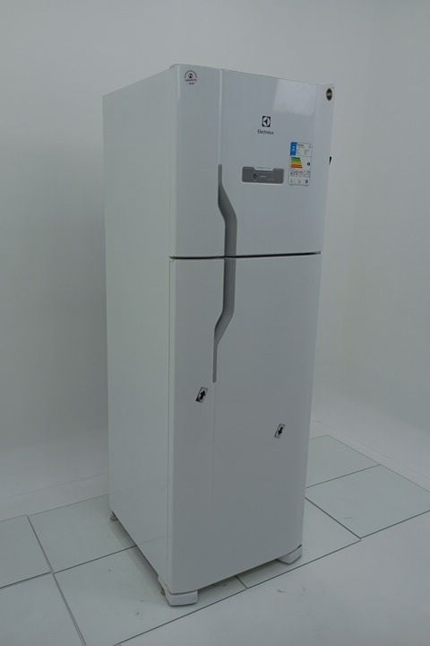 REFRIGERADOR ELECTROLUX  DUAS PORTAS FROST FR