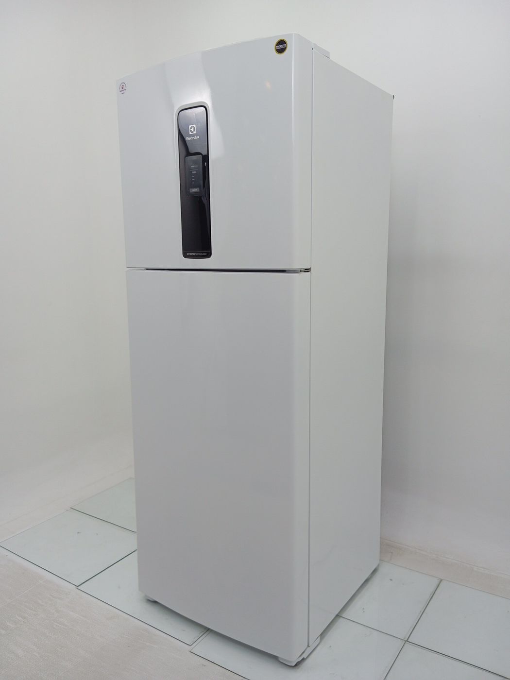 REFRIGERADOR ELECTROLUX IT70 FROST FREE INVER