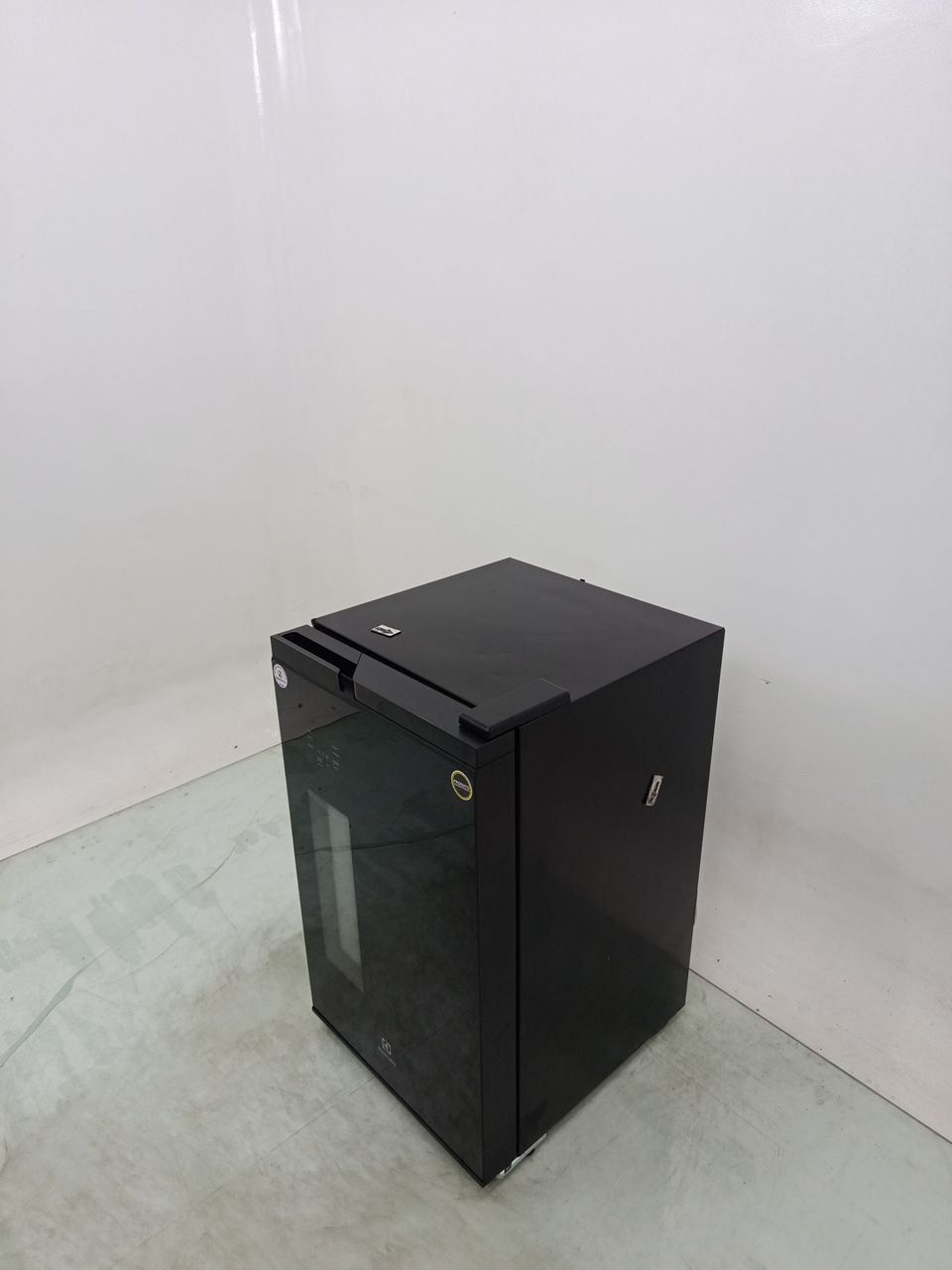 CERVEJEIRA ELECTROLUX EB100 HOME BAR FROST FR