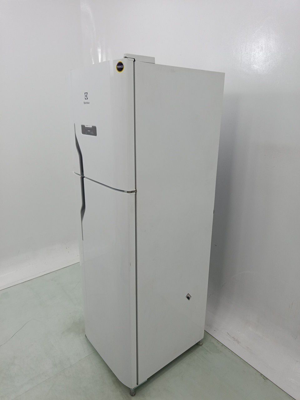 GELADEIRA ELECTROLUX DFN41 FROST FREE 371L DU