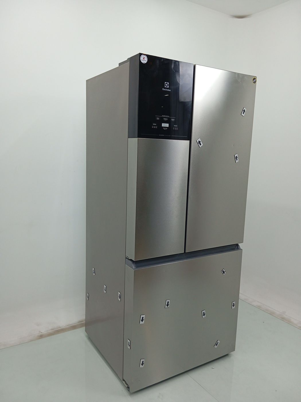 REFRIGERADOR ELECTROLUX IM8S FROST FREE INVER
