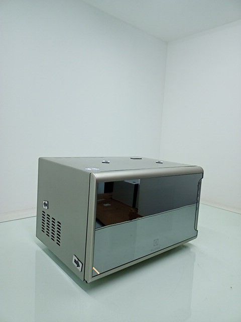 MICRO-ONDAS ELECTROLUX MI41S 31L - PRATA