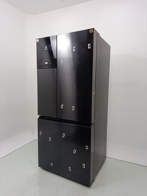 Refrigerador Electrolux Im8b - Refrigerador Electrolux Im8b-127 V-preto ...
