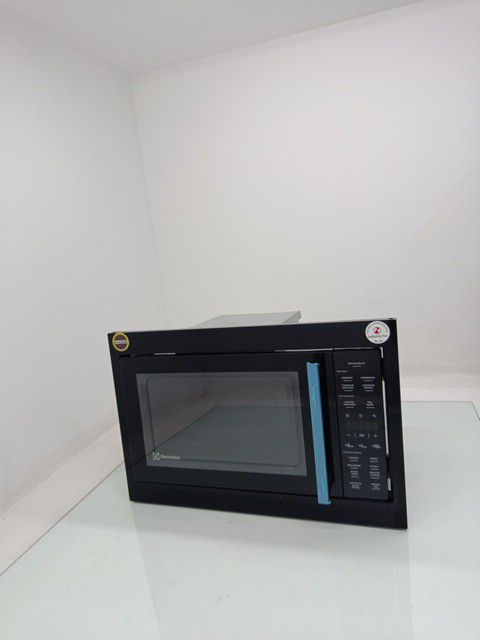 MICRO-ONDAS ELECTROLUX ME3BP EMBUTIR 34L COM 