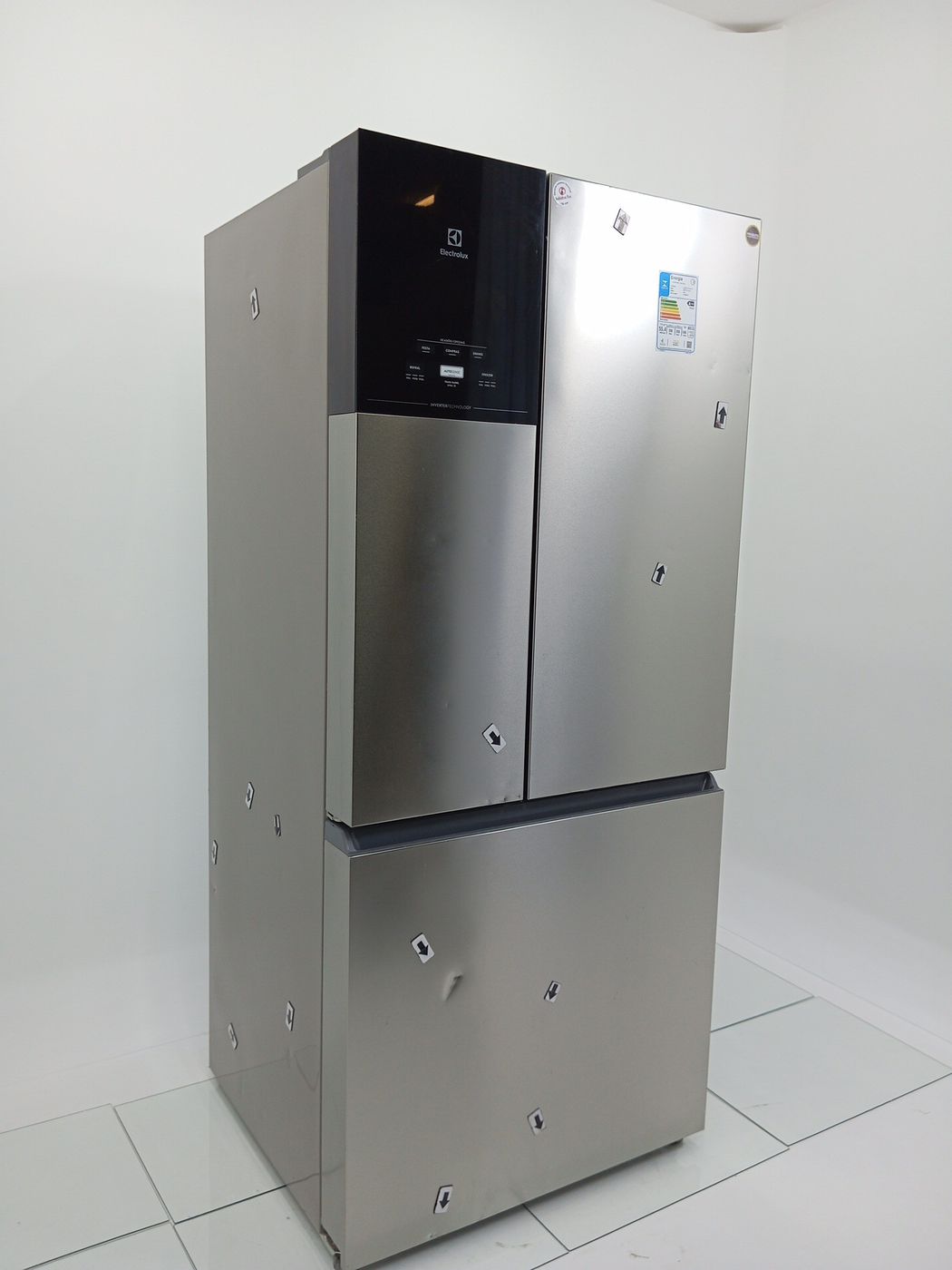 REFRIGERADOR ELECTROLUX IM8S FROST FREE INVER