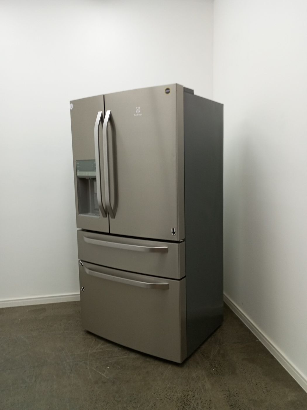 REFRIGERADOR ELECTROLUX DM90X   FROST FREE DM