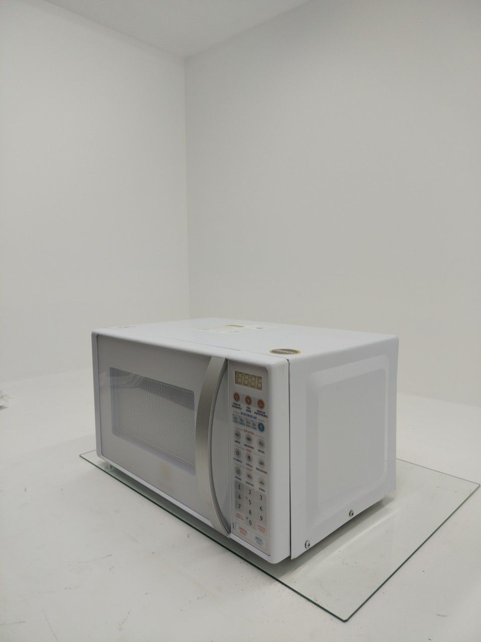 MICRO-ONDAS ELECTROLUX MTO30 MICRO-ONDAS MTO3