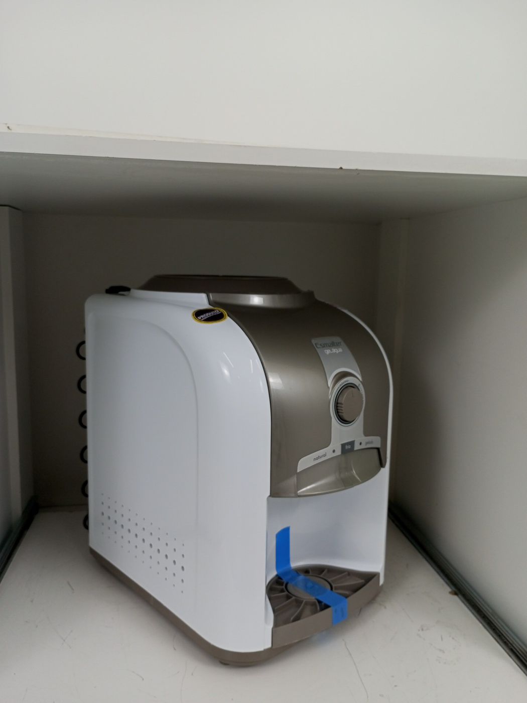 BEBEDOURO ESMALTEC DE MESA REFRIGERADO EGM30 