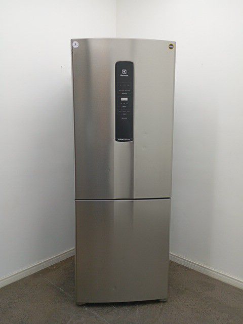 REFRIGERADOR ELECTROLUX IB54S DUAS PORTAS INV