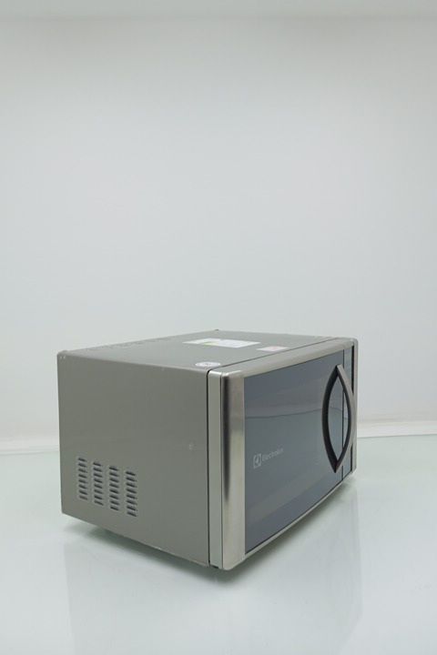 MICRO-ONDAS ELECTROLUX ME41X 31L - INOX