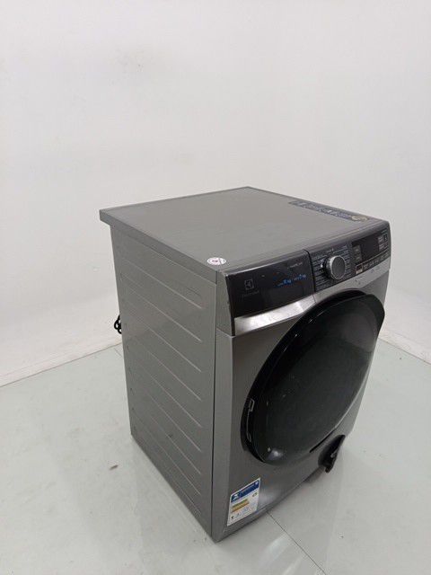 LAVA E SECA ELECTROLUX LSW11 11KG  (FUNÇÃO WI