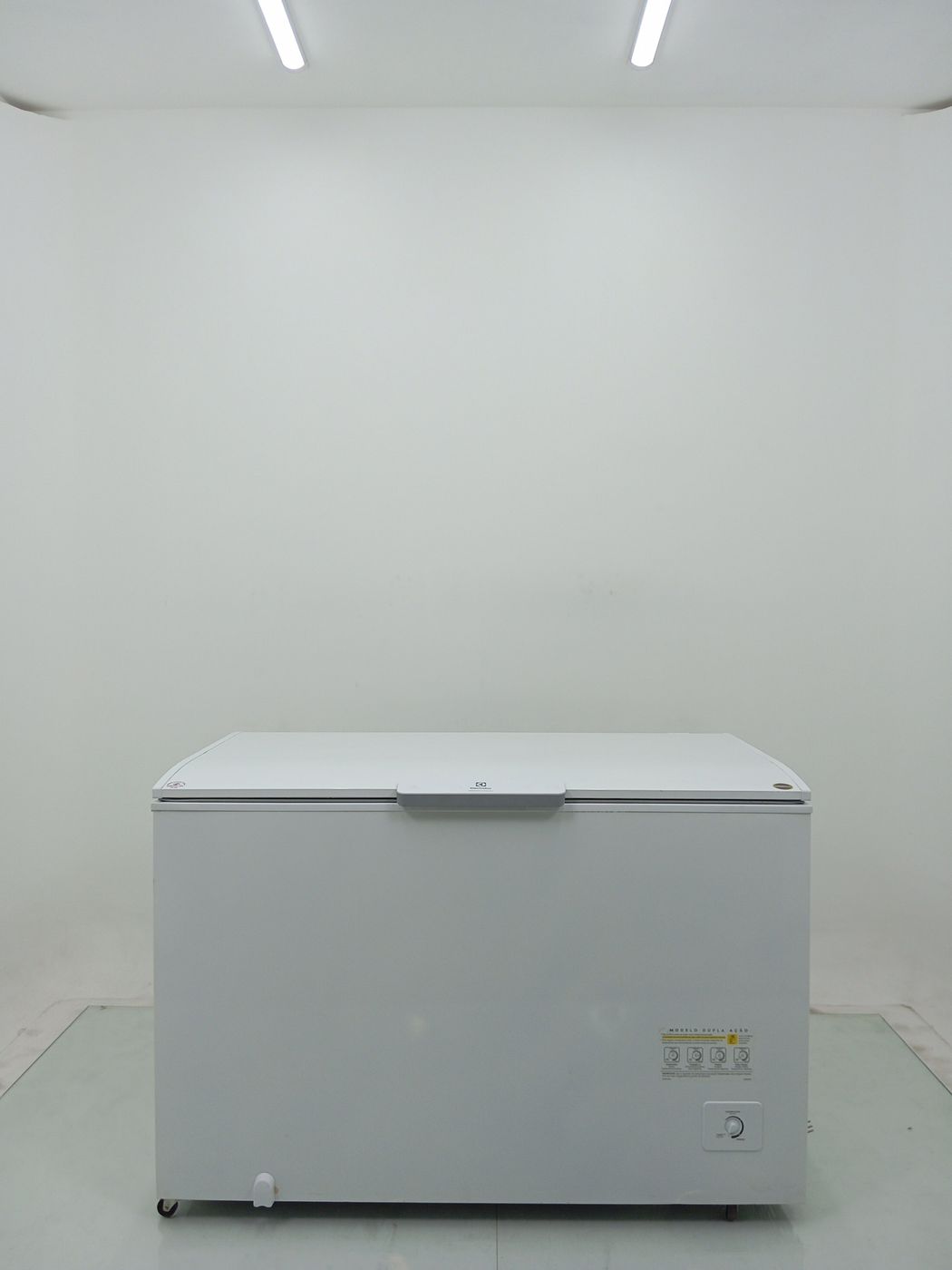 FREEZER ELECTROLUX HORIZONTAL 400L CYCLE DEFR