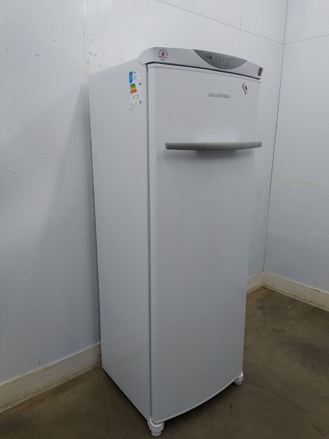 Freezer Brastemp 228l Vertical Flex Frost Free 1 Porta Branco TudoBônus