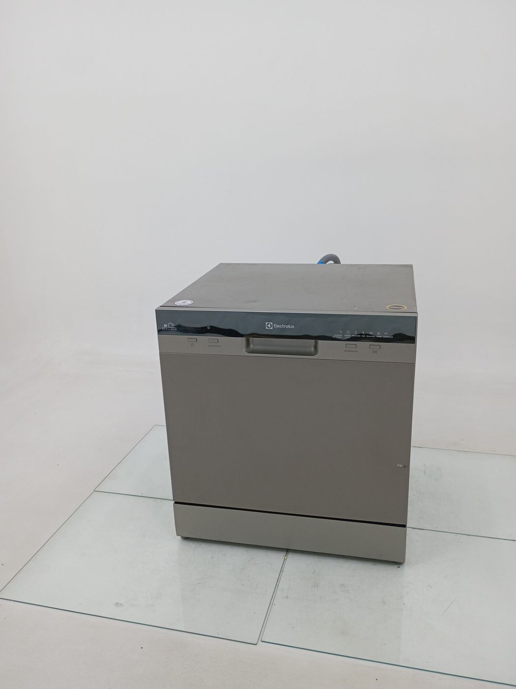 LAVA LOUCAS ELECTROLUX LL08S - Lava Louça Ele