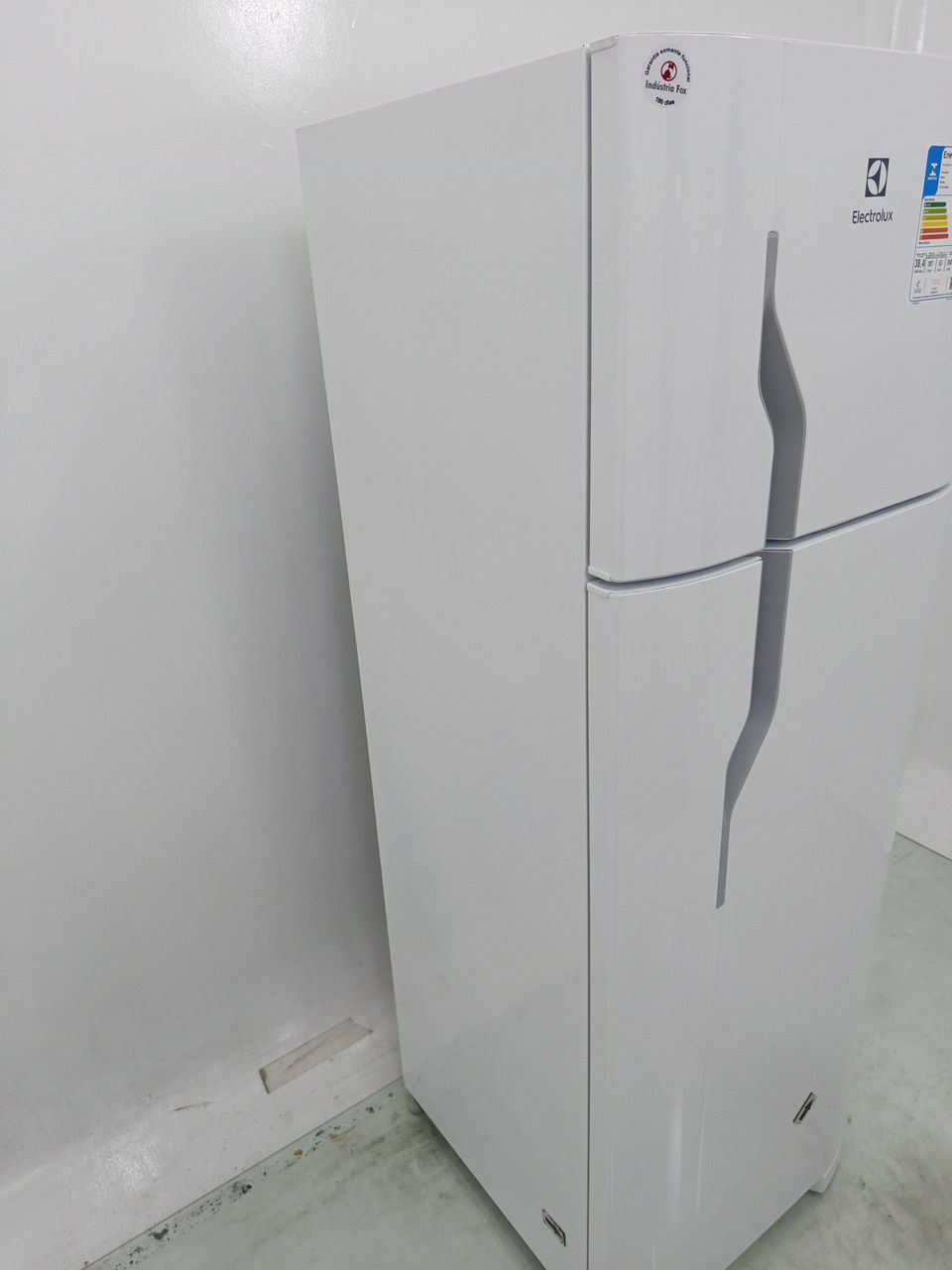 GELADEIRA ELECTROLUX DC35A CYCLE DEFROST 260L