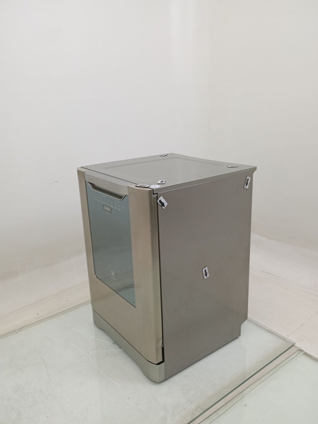 LAVA LOUCAS ELECTROLUX LV14X - Lava Louça Ele