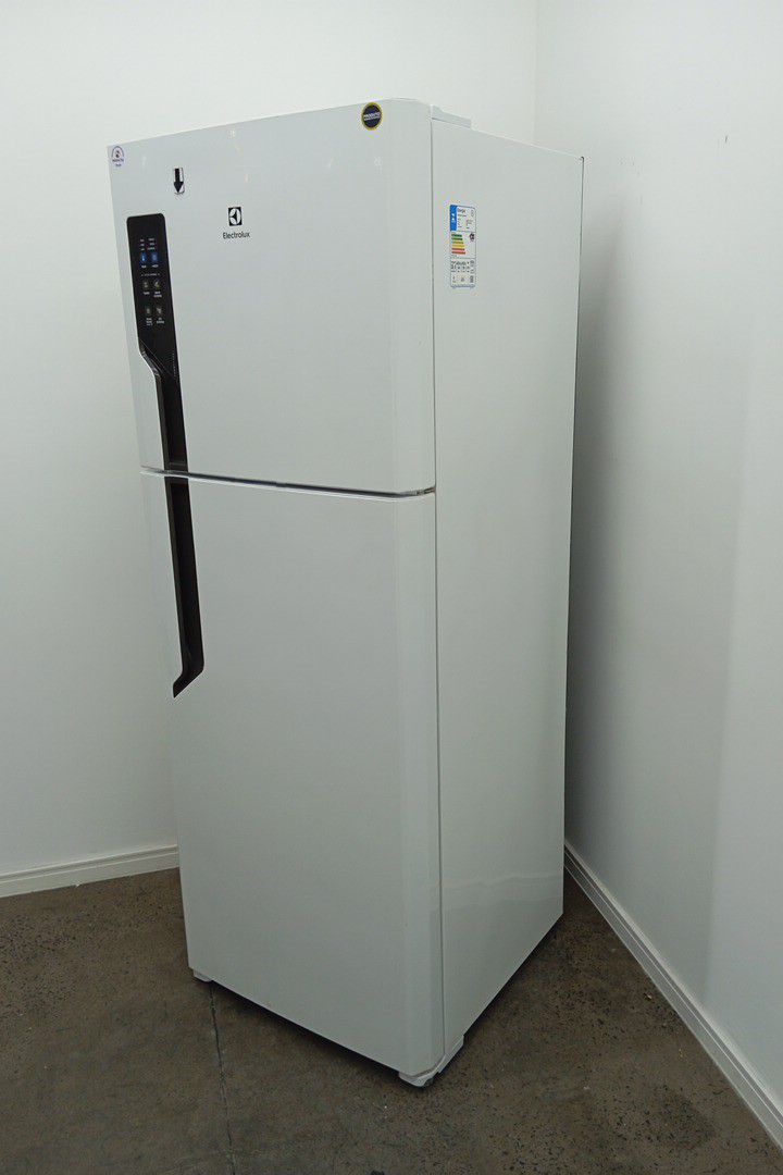 REFRIGERADOR ELECTROLUX IT56 FROST FREE INVER