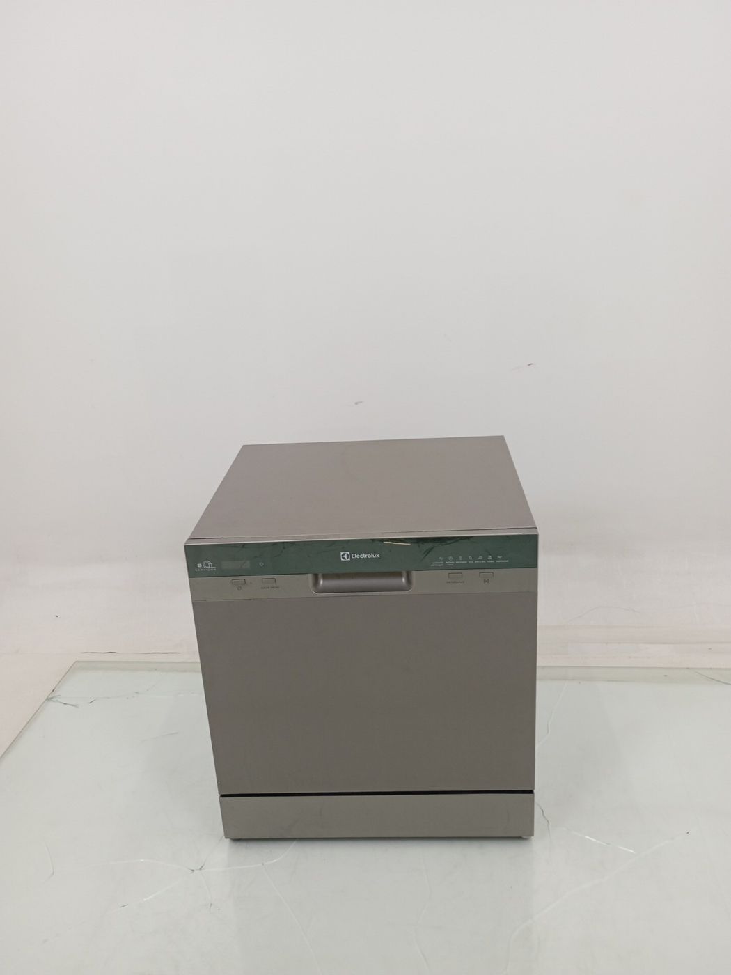 LAVA LOUCAS ELECTROLUX LL08S - Lava Louça Ele