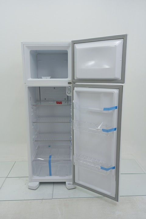 REFRIGERADOR ELECTROLUX DC35A   DUAS PORTAS C