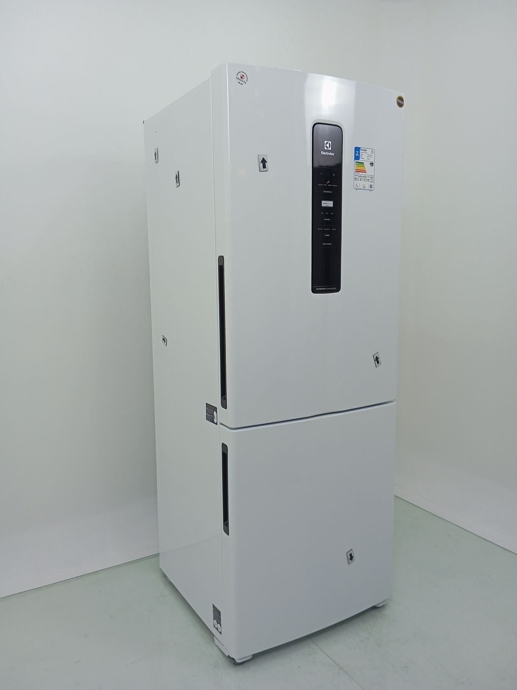 REFRIGERADOR ELECTROLUX IB7 FROST FREE INVERT