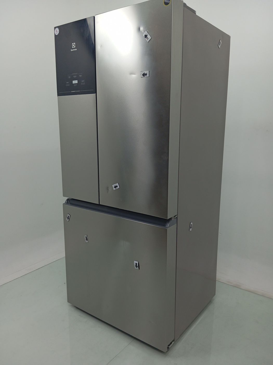 REFRIGERADOR ELECTROLUX IM8S FROST FREE INVER