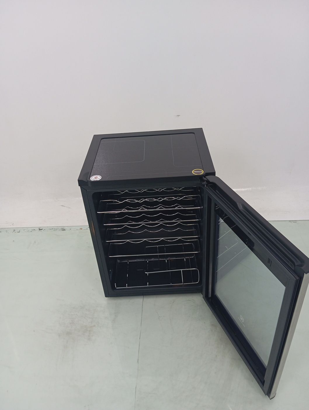 ADEGA ELECTROLUX ACS24 24 GARRAFAS - INOX