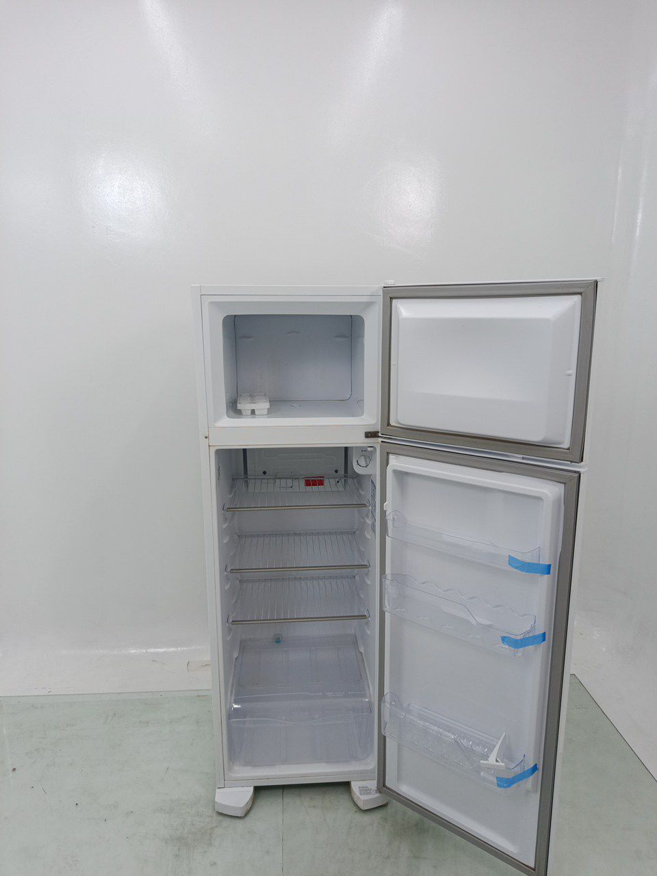 GELADEIRA ELECTROLUX DC35A CYCLE DEFROST 260L