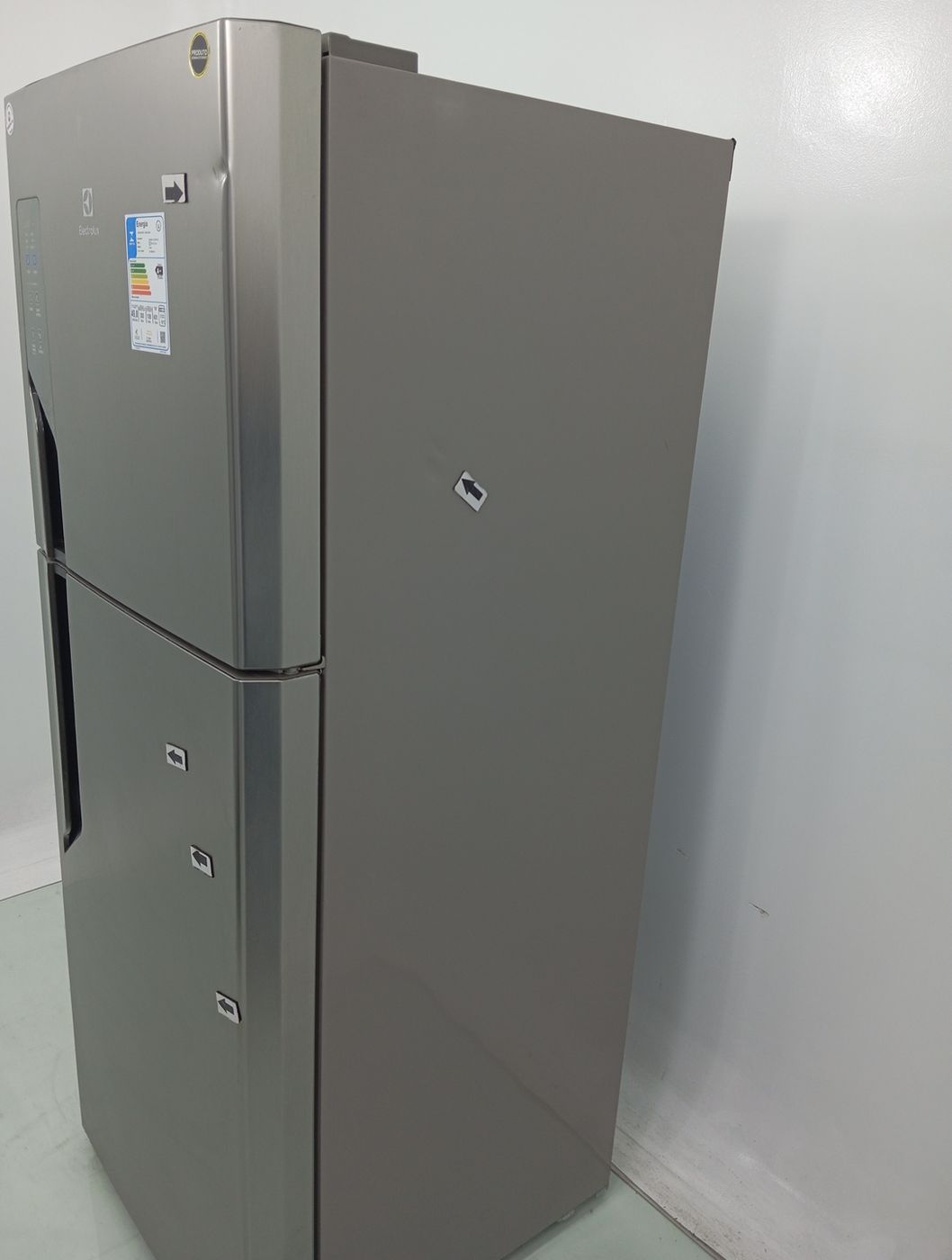 REFRIGERADOR ELECTROLUX TF55S FROST FREE 431L