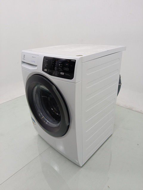 LAVADORA ELECTROLUX FRONT LOAD LFE11 11KG INV