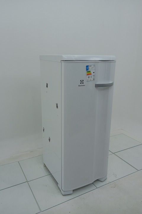 FREEZER ELECTROLUX FE19- VERTICAL CYCLE DEFRO